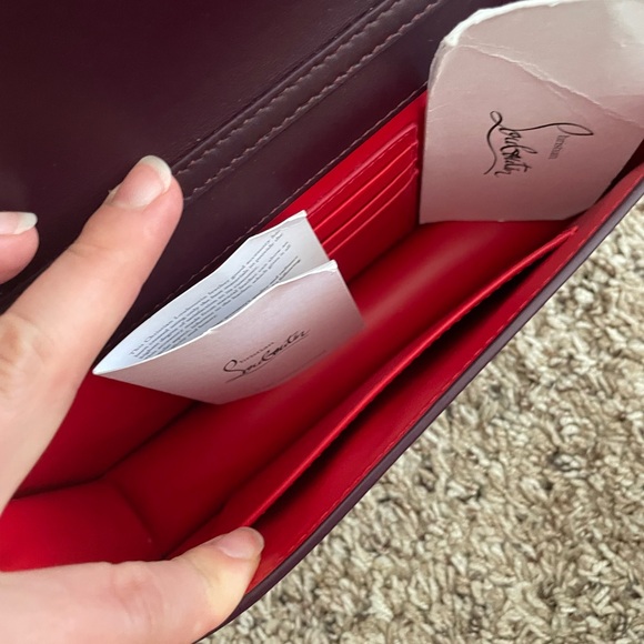 ❌SOLD OUT❌Christian Louboutin Wine Lizard Embossed WOC - Picture 15 of 16